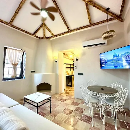 Apartment House24 *